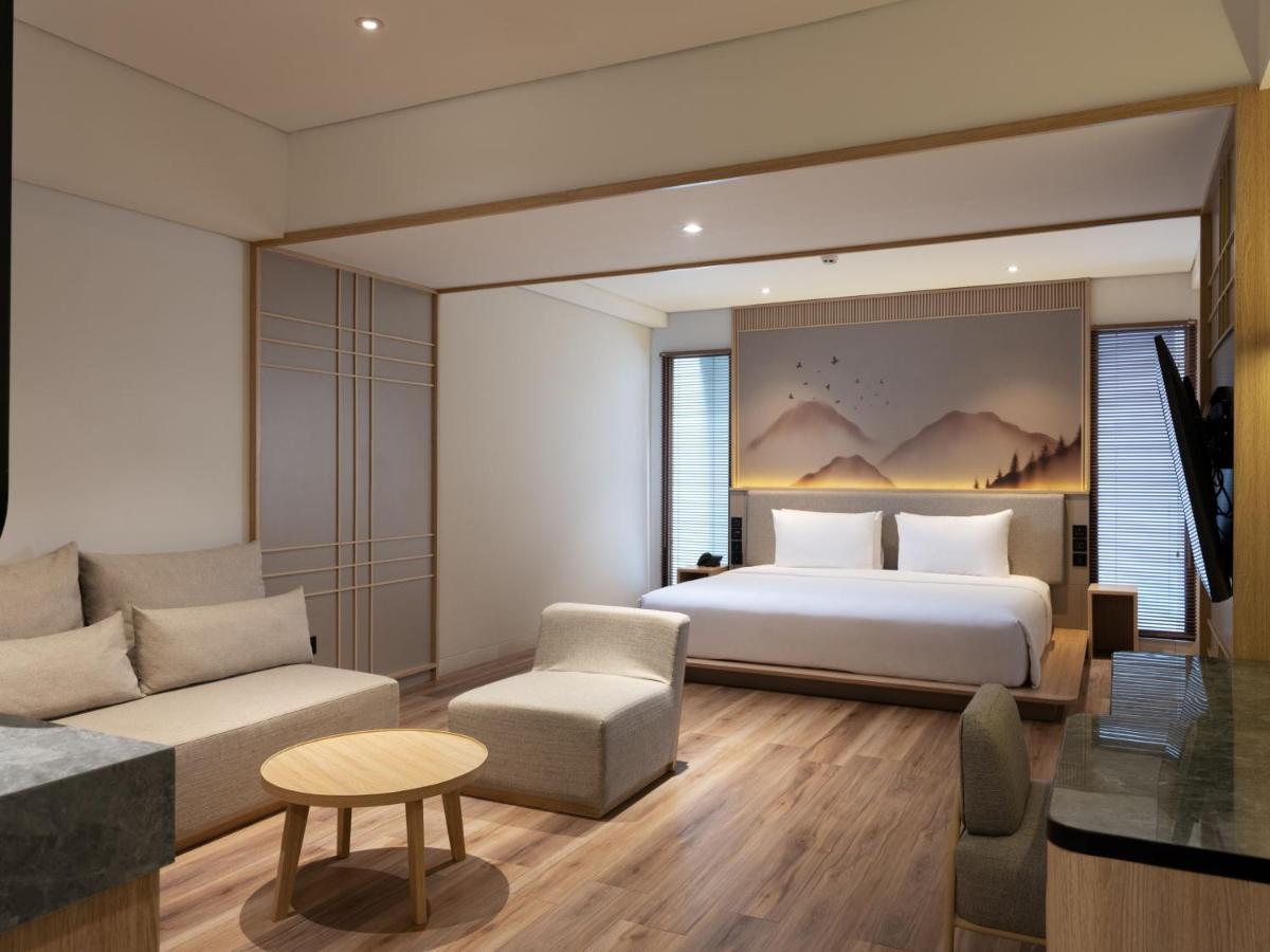Hotel Santika Pasirkaliki バンドゥン エクステリア 写真